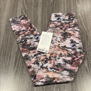 New lululemon rare print align 6